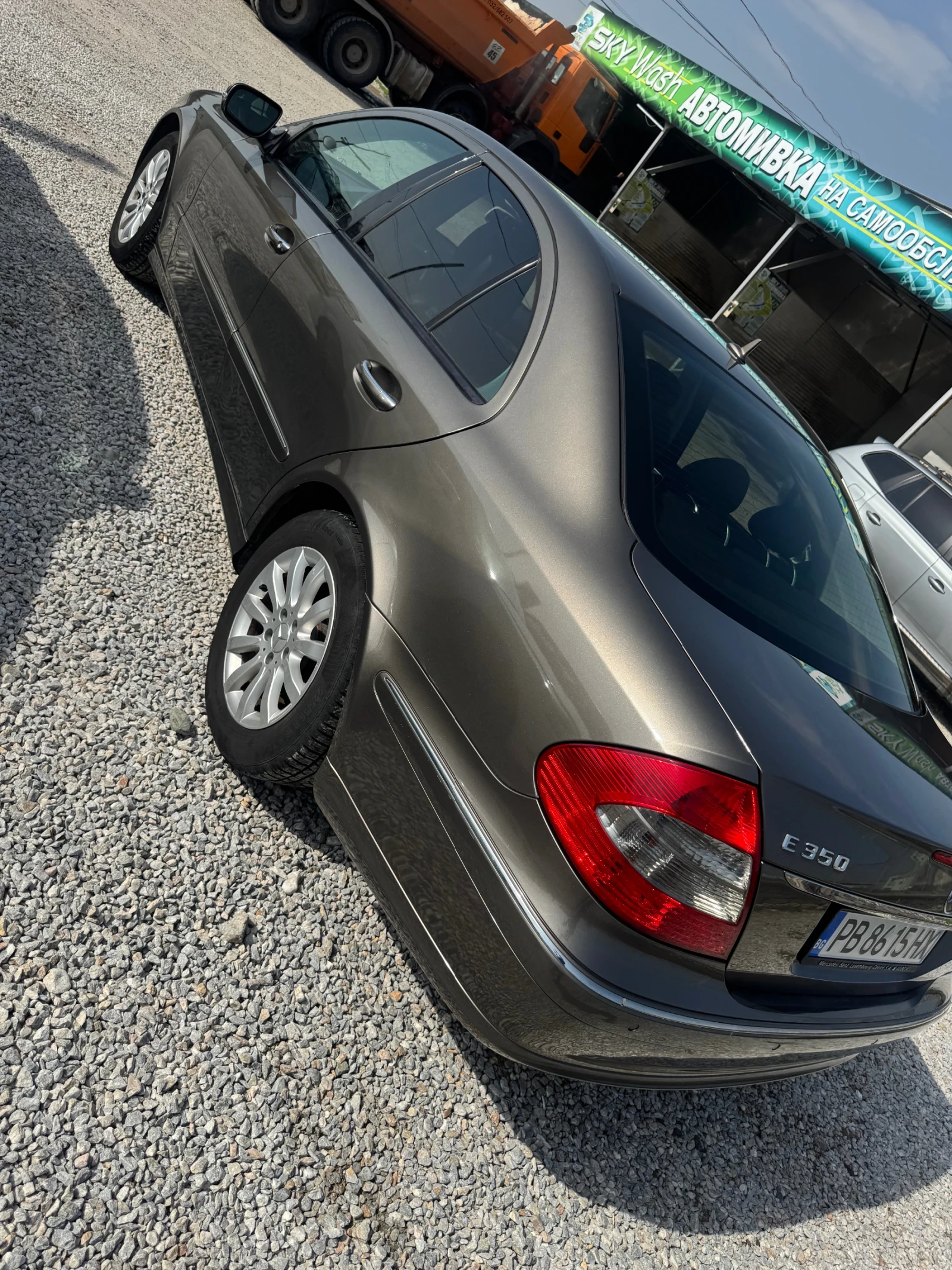 Mercedes-Benz E 350  - изображение 3