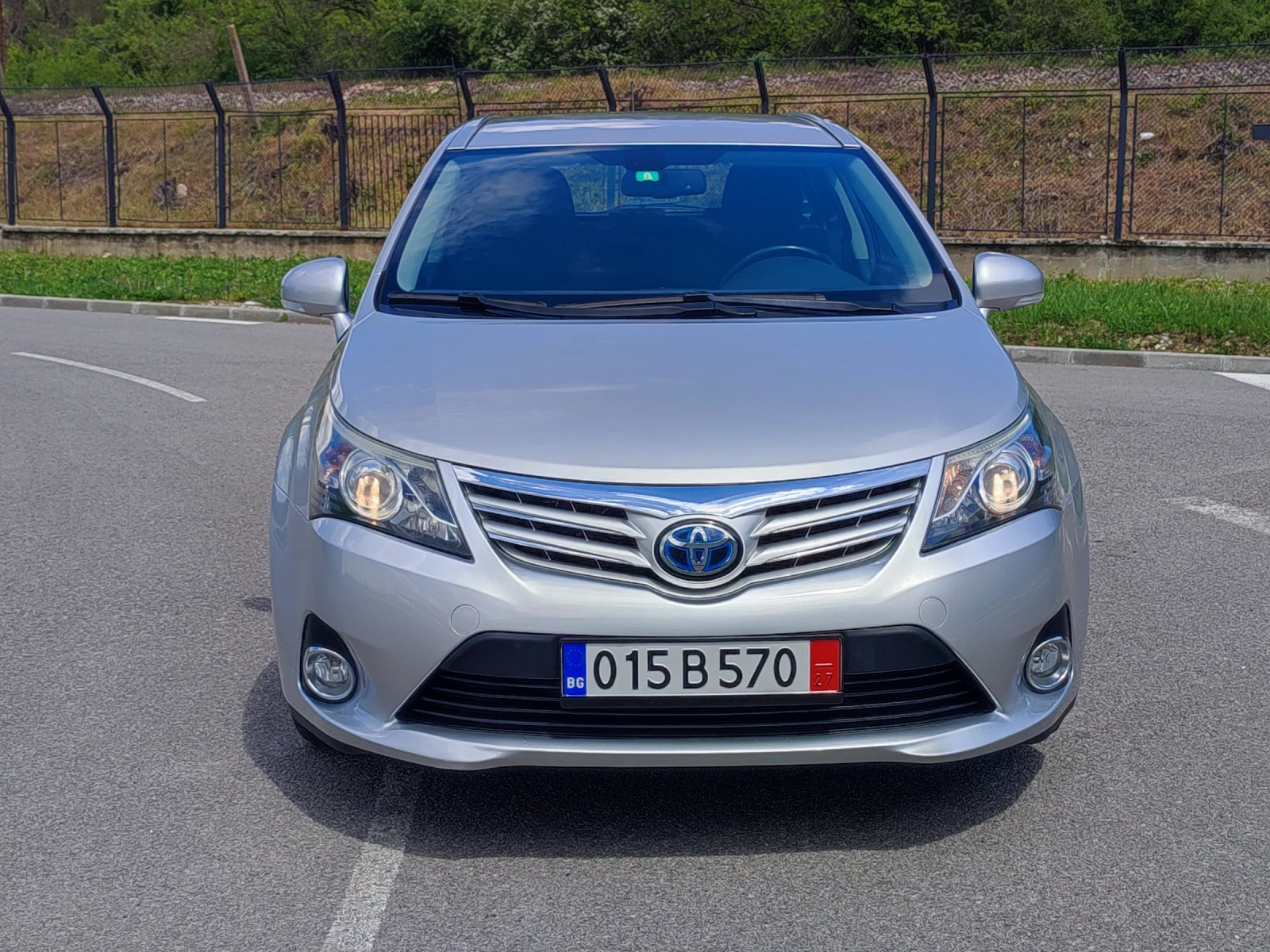 Toyota Avensis 2.0i AUTO NAVI ШВЕЙЦАРИЯ  - изображение 2
