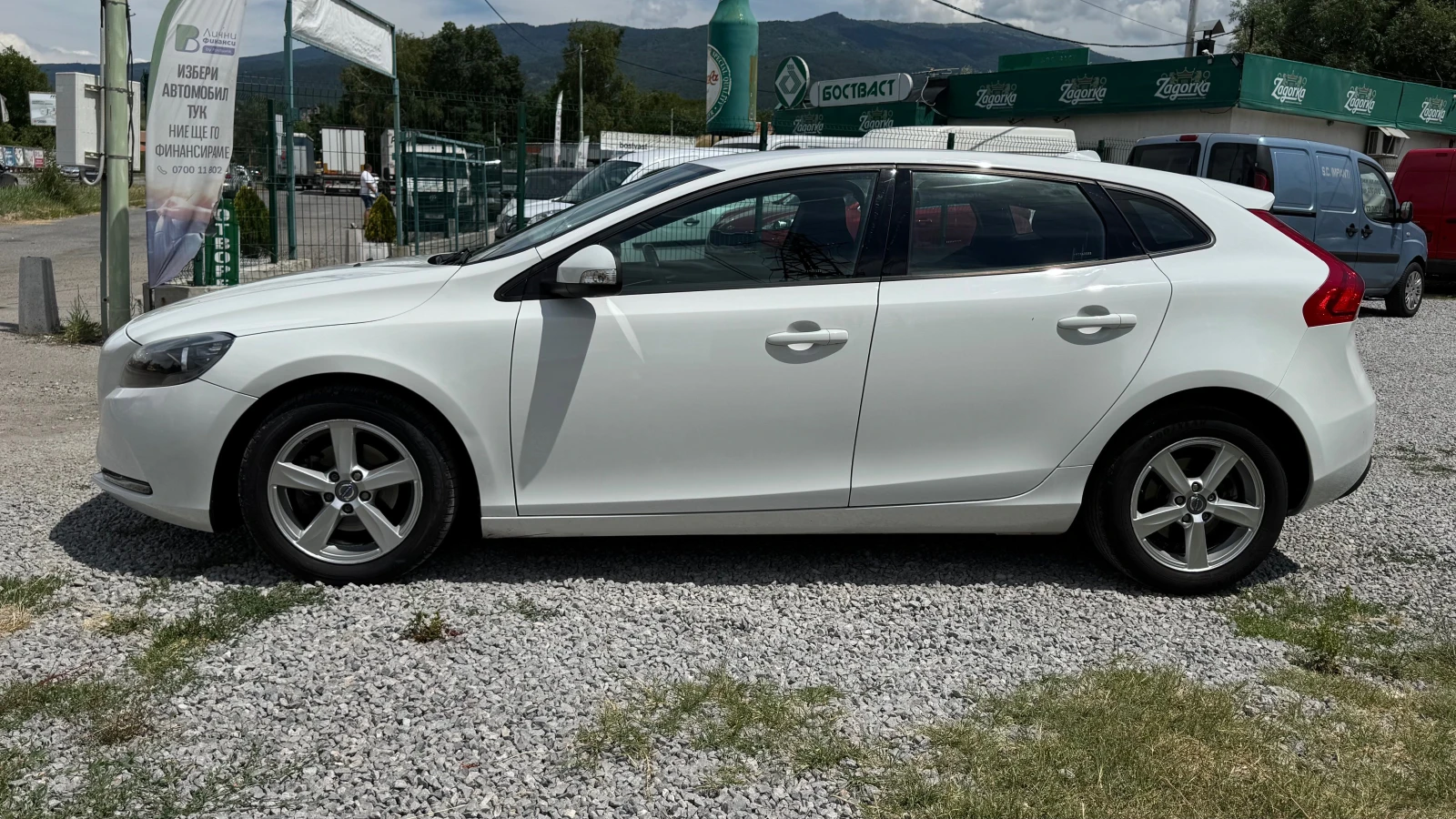 Volvo V40 1.6 D2 Face 114 k.c  - изображение 4