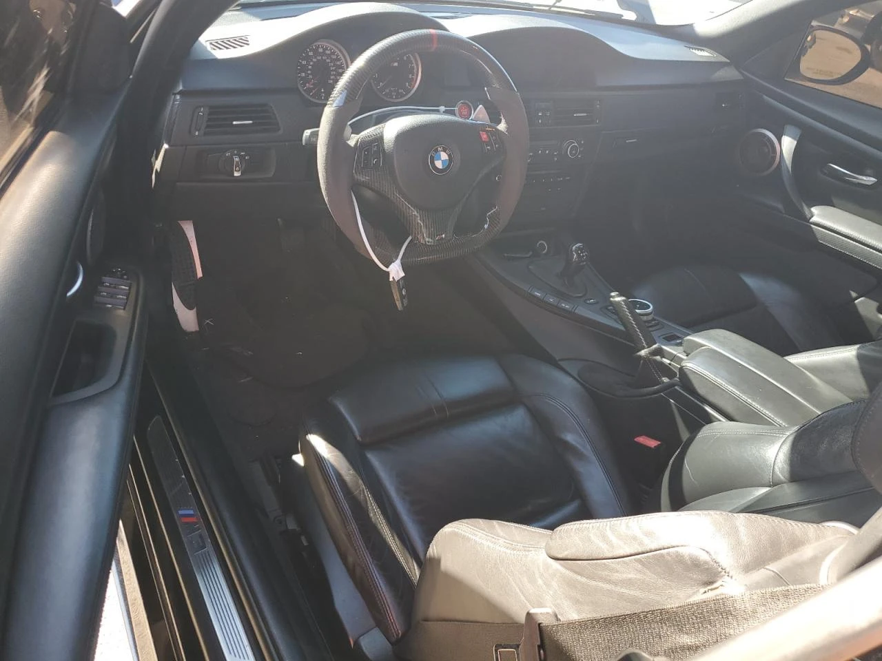 BMW M3 AUTOMATIC * * CARFAX * * АВТО КРЕДИТ * *  - изображение 7