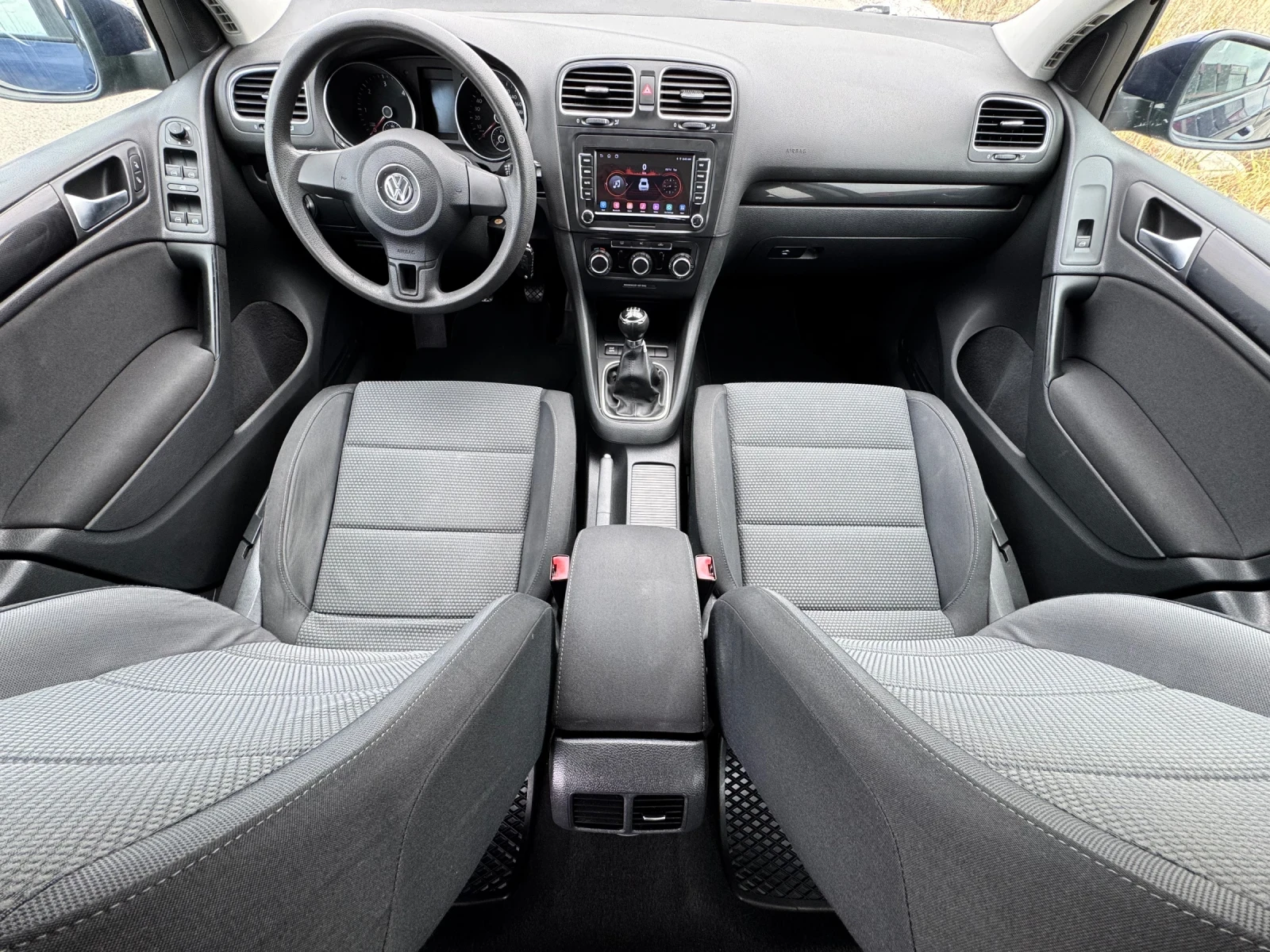 VW Golf VI 2.0 TDI / NAVI / AVTOPILOT / FULL SERVICE - изображение 9