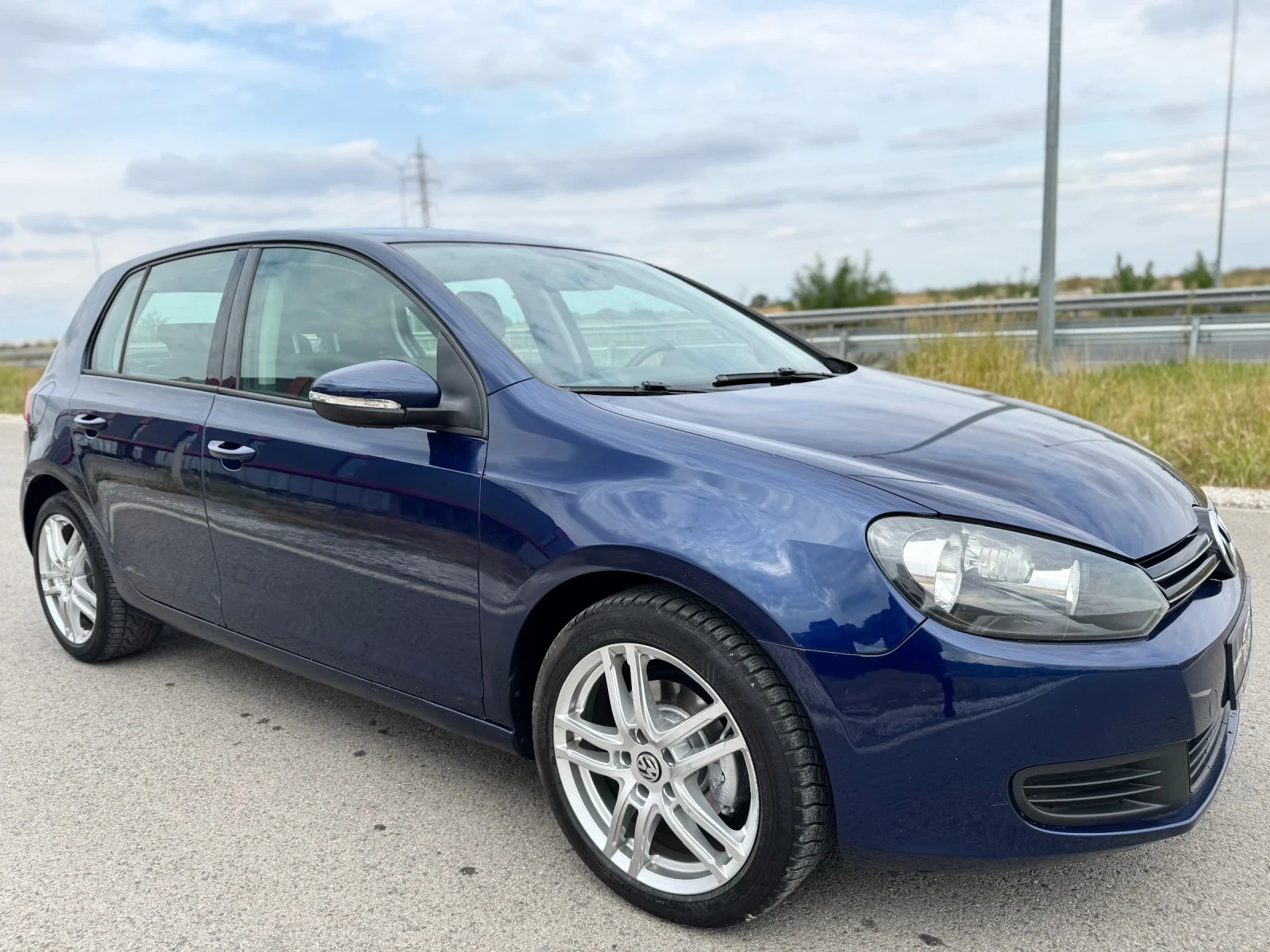 VW Golf VI 2.0 TDI / NAVI / AVTOPILOT / FULL SERVICE | Mobile.bg   1