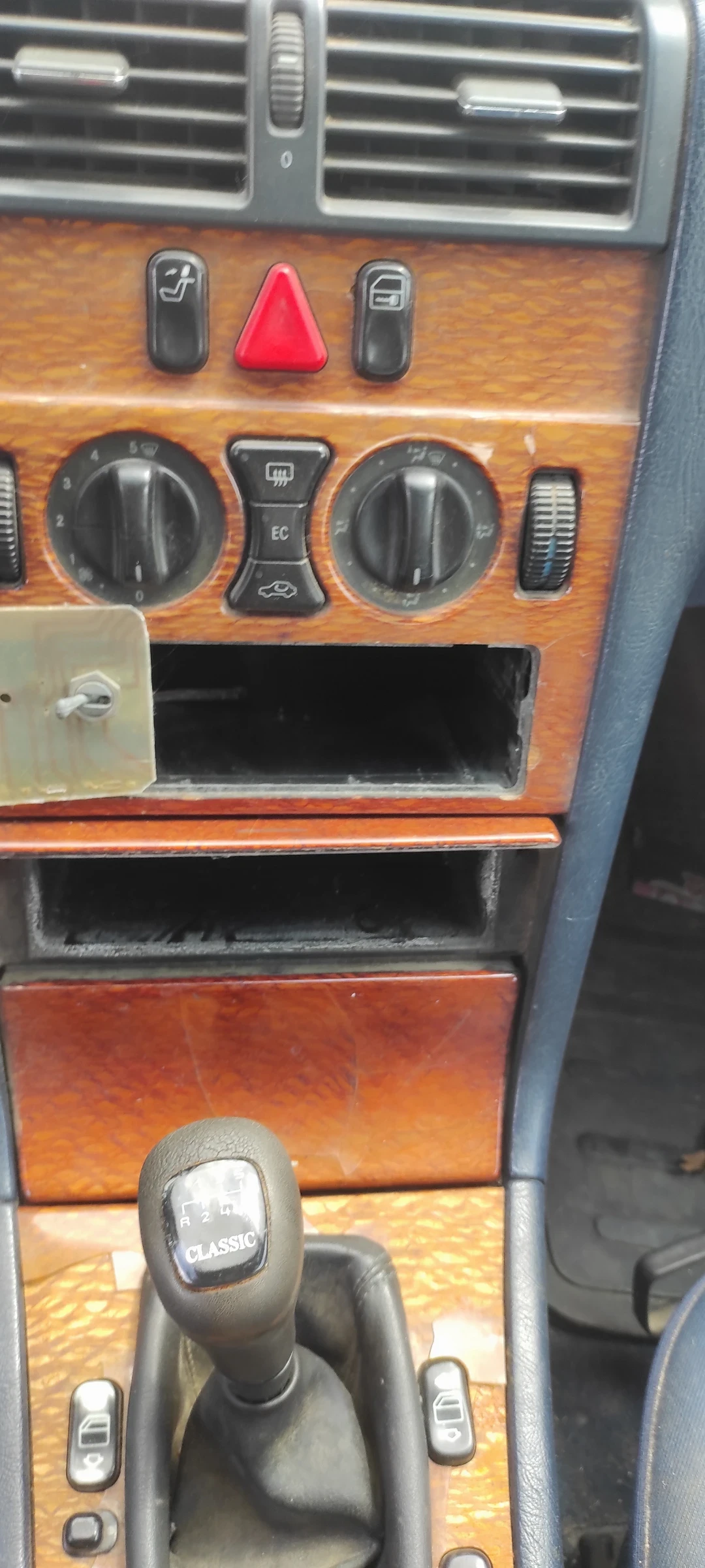 Mercedes-Benz E 250  - изображение 6