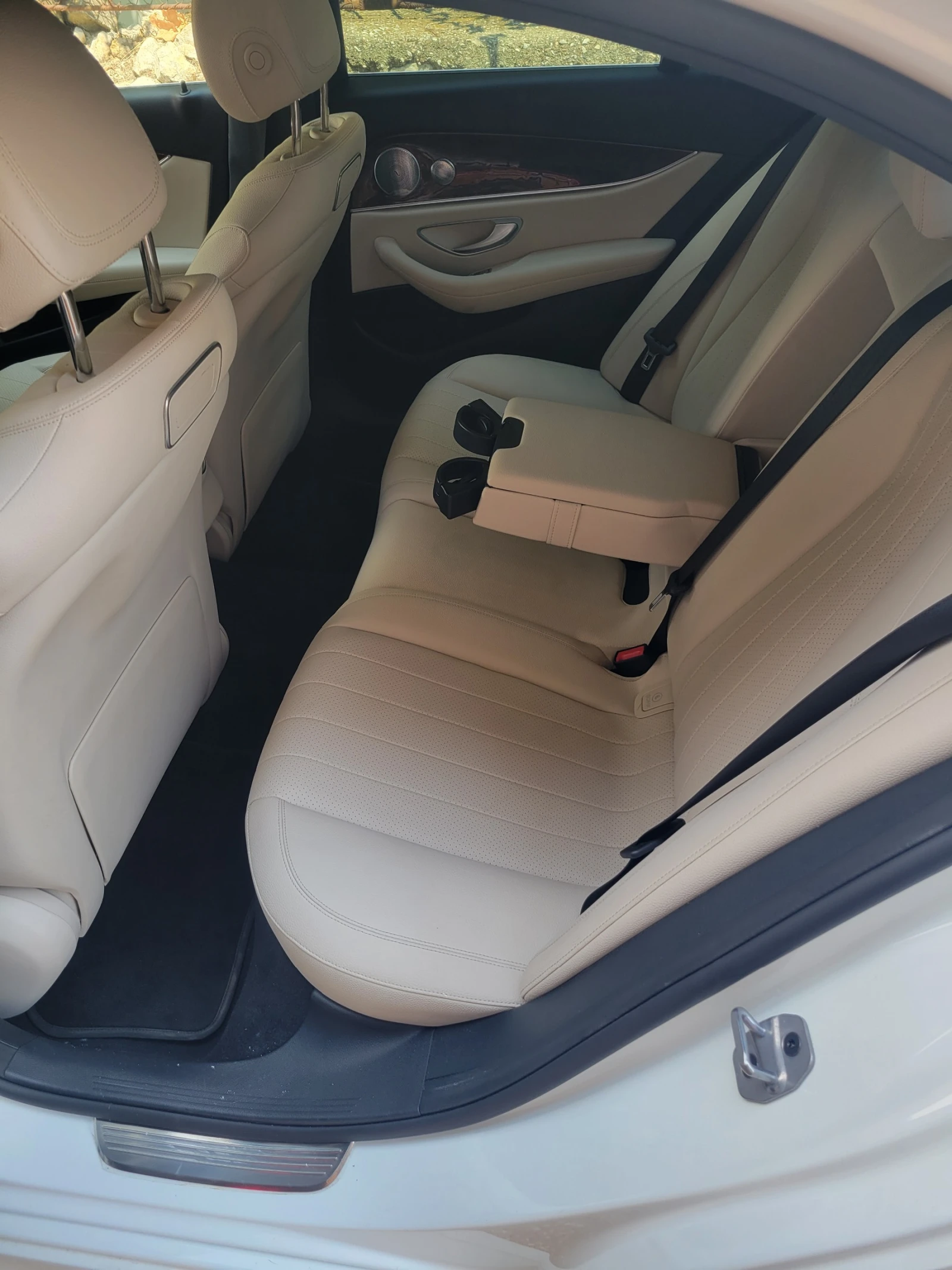 Mercedes-Benz E 300 4 Matic | Mobile.bg � ����������� 11