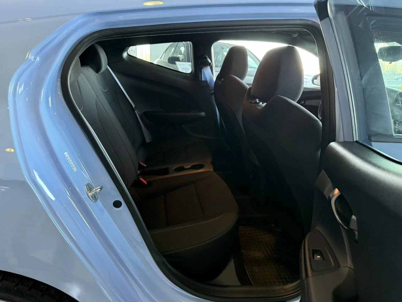 Hyundai Veloster  VELOSTER N 2.0T ������ ��� ������������ ������ | Mobile.bg � ����������� 11