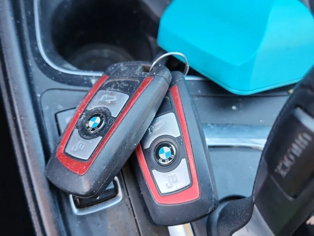 BMW 330 * 330I XDRIVE* ПАНОРАМА* * ПОДГРЕВ НА ПРЕДНИ СЕДАЛ - изображение 8