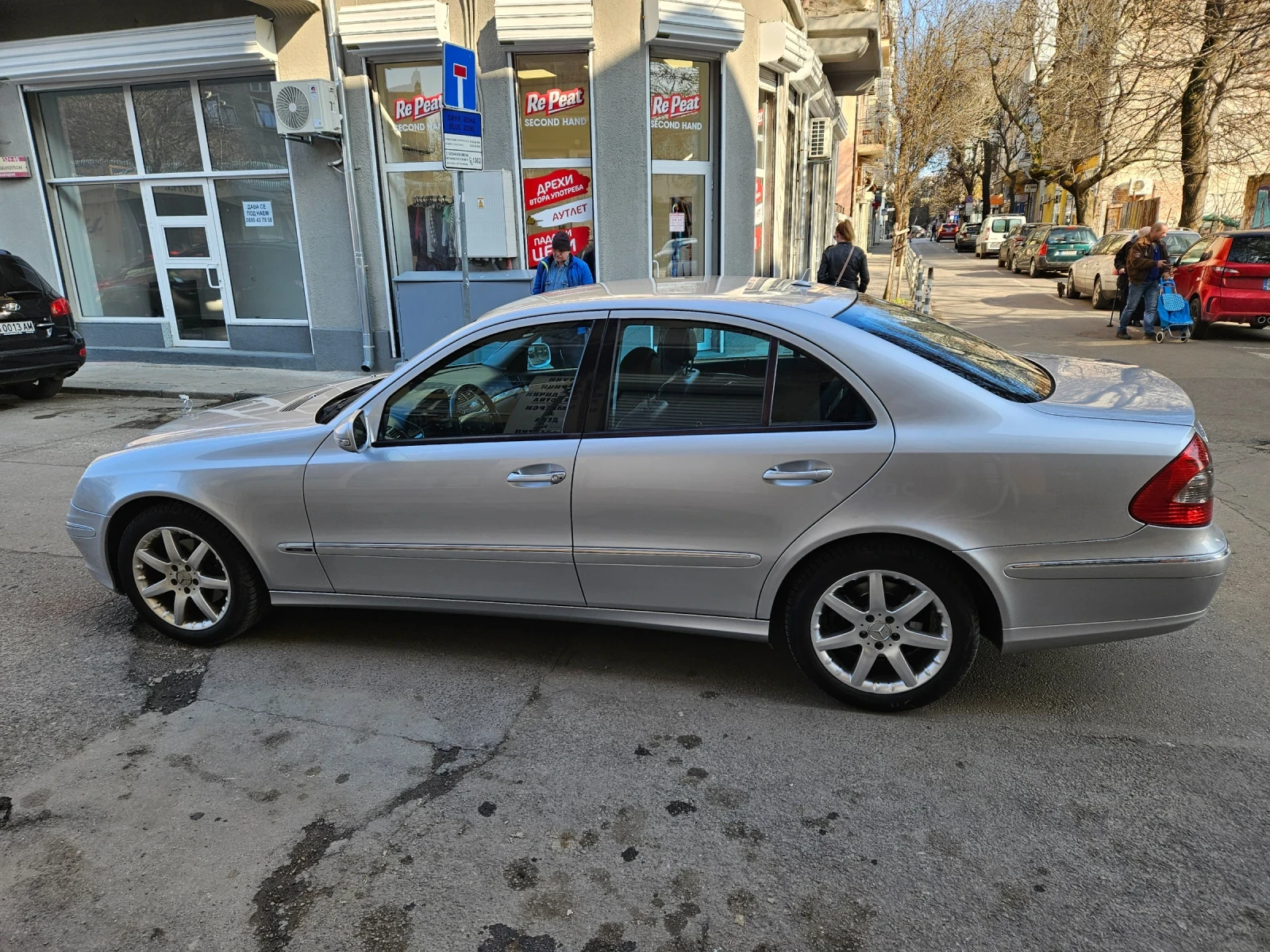 Mercedes-Benz E 320, снимка 5 - Автомобили и джипове - 53800247