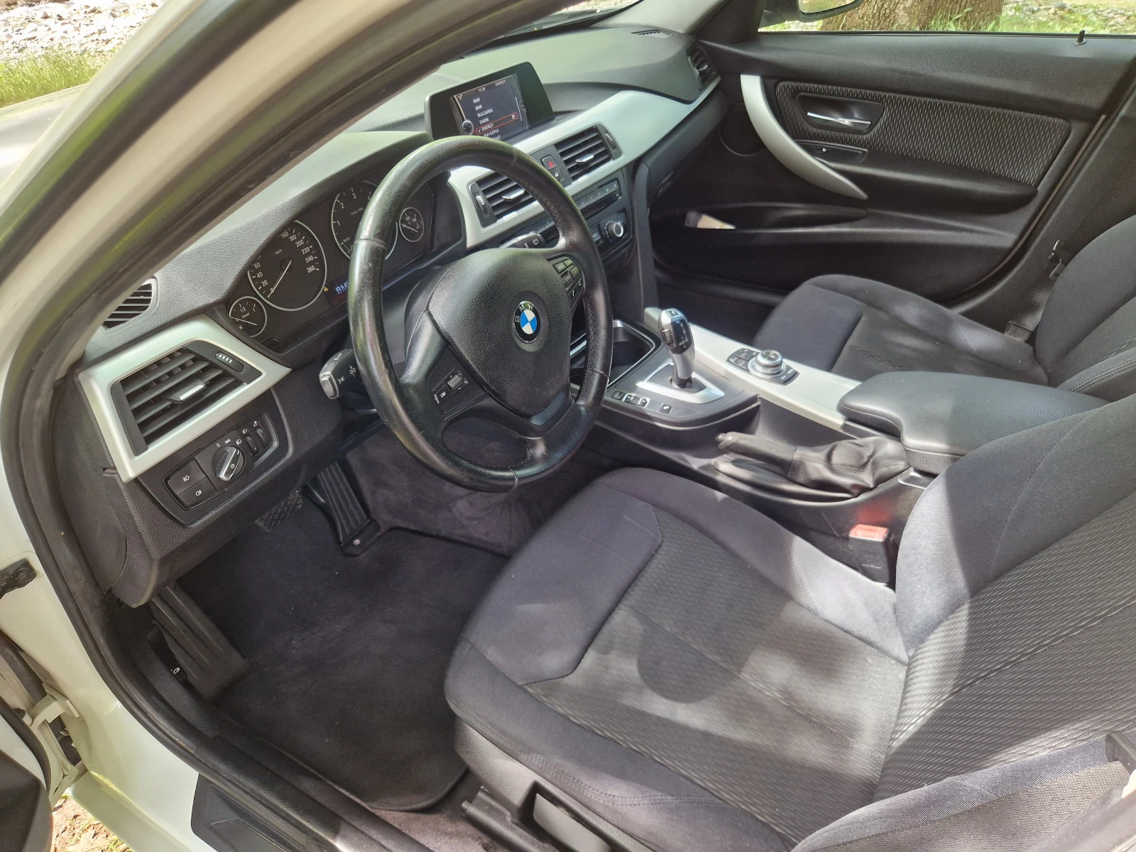 BMW 320, снимка 6 - Автомобили и джипове - 54305041