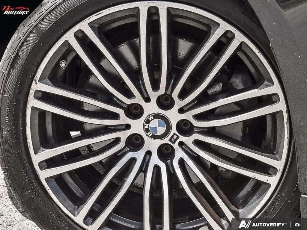 BMW 540 М-Pack Distronic xDrive  CARFAX, снимка 5 - Автомобили и джипове - 54554423