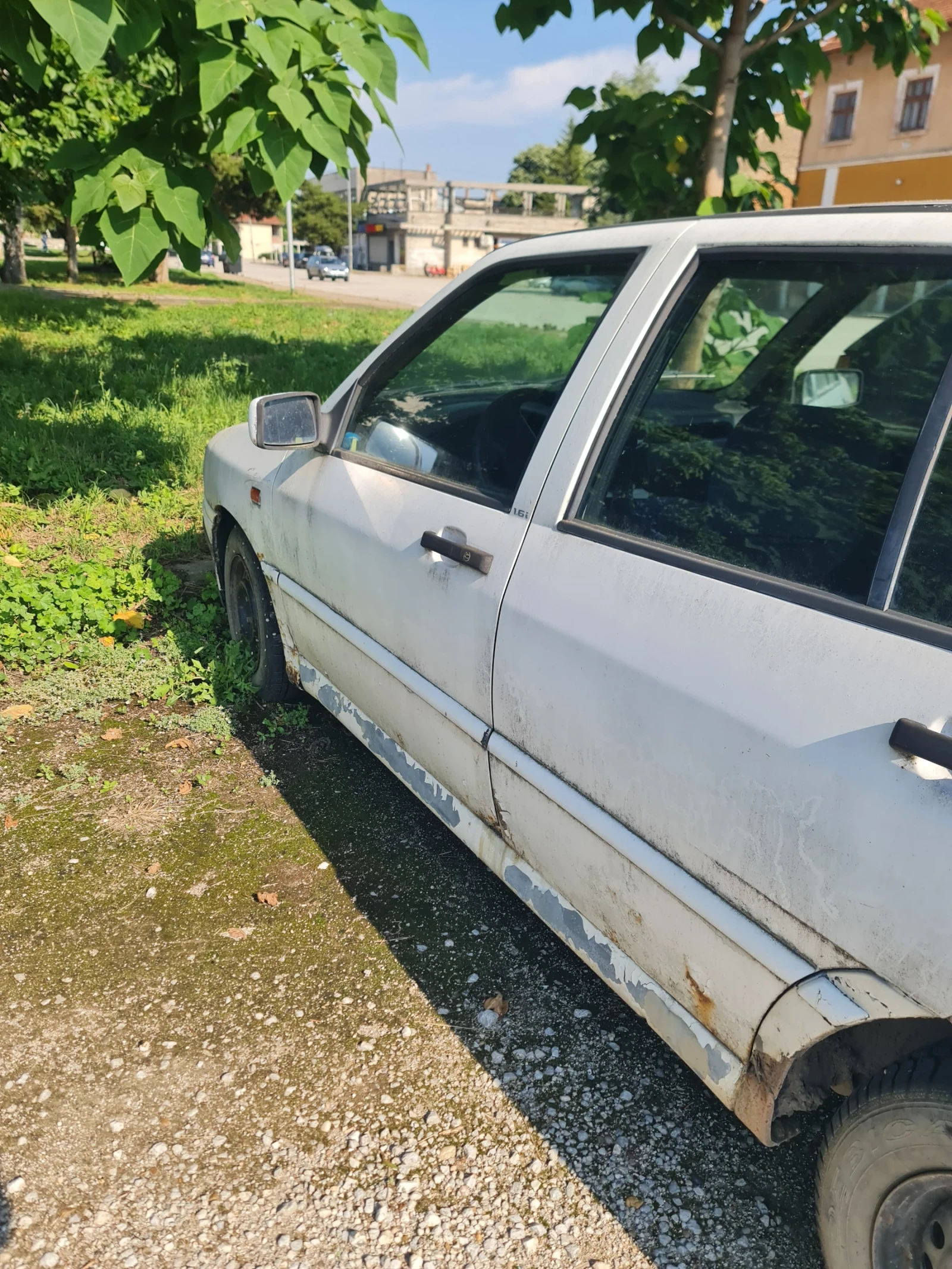 Seat Toledo Със работеща газова уредба, снимка 4 - Автомобили и джипове - 54910176