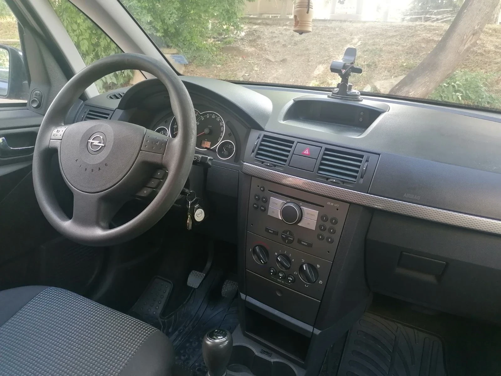 Opel Meriva 1.7 CDTI, снимка 11 - Автомобили и джипове - 54932475
