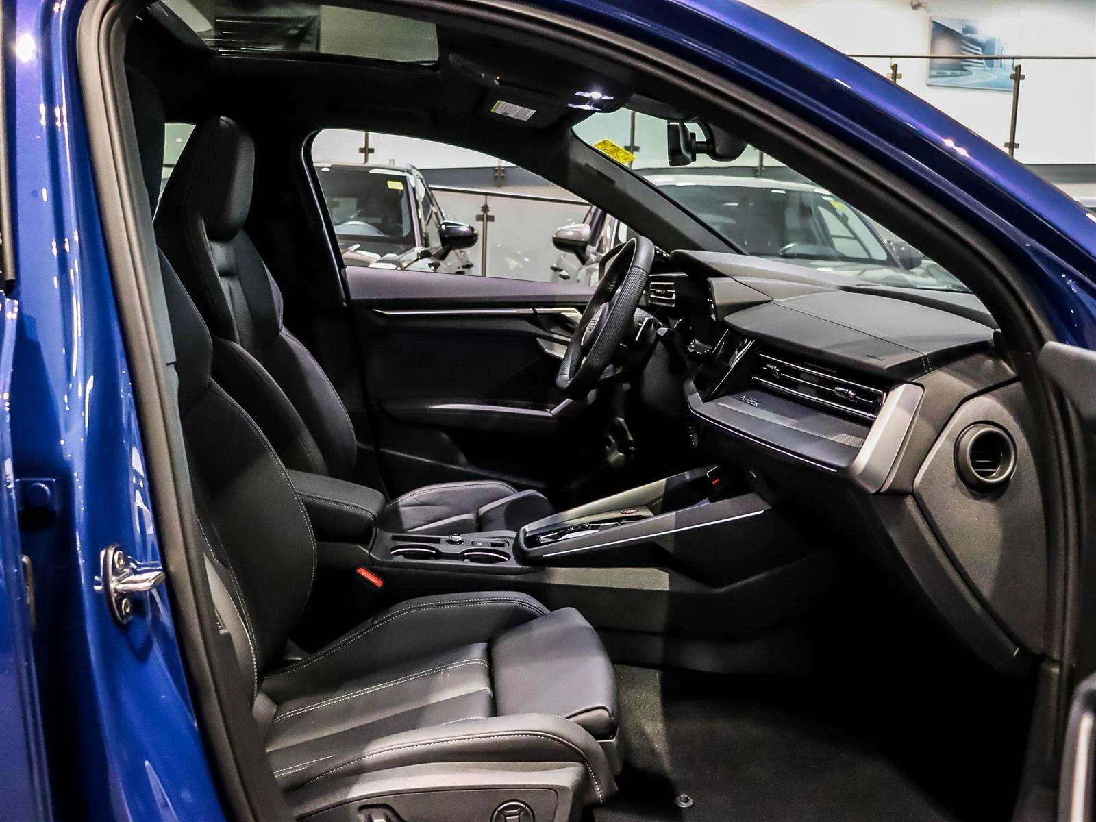 Audi S3 Progressiv / MATRIX / SONOS / DISTRONIC / ЦЕНА ДО , снимка 12 - Автомобили и джипове - 55009666