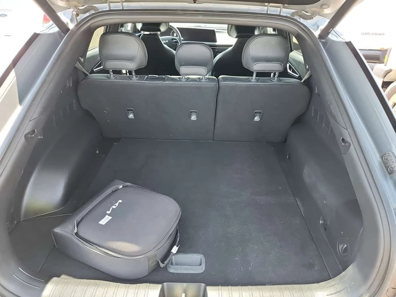 Kia EV6  Long Range W/gt line Pkg 1 / АВТОКРЕДИТ/CARFAX, снимка 14 - Автомобили и джипове - 55544321