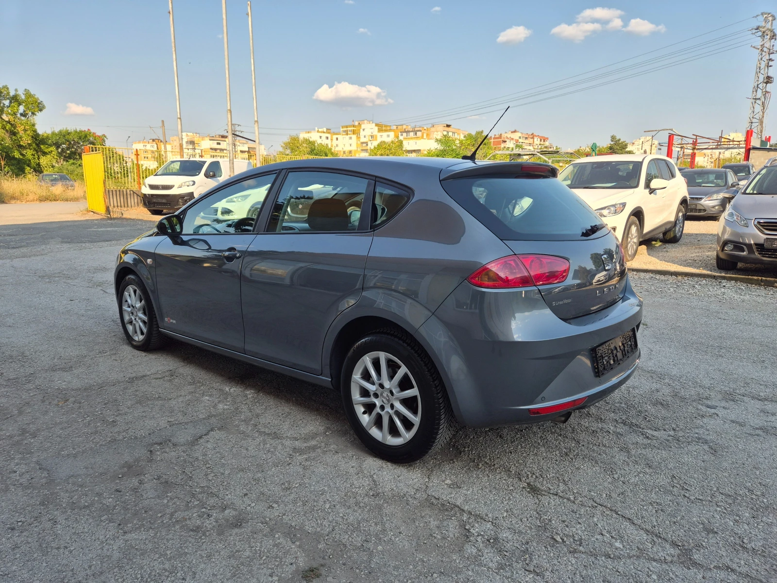 Seat Leon 1.6TDI NAVI KLIMA ITALY, снимка 7 - Автомобили и джипове - 55578831