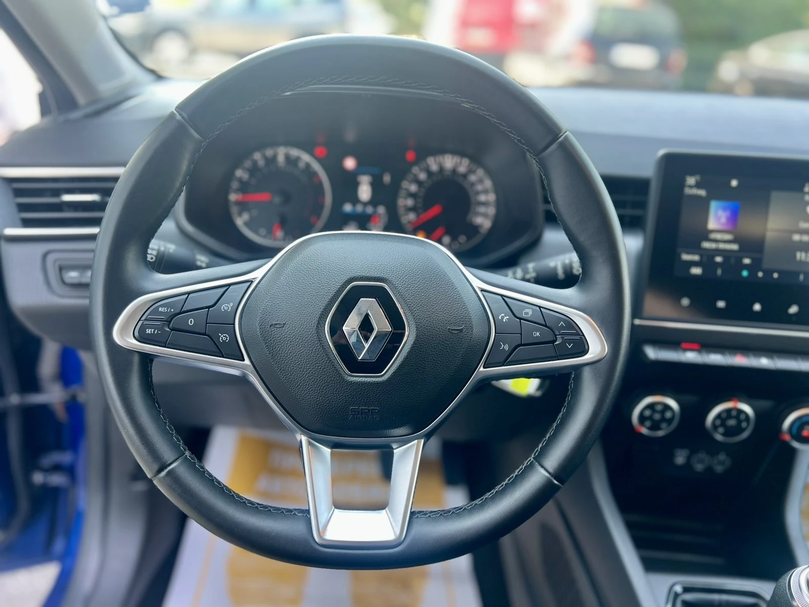 Renault Clio V 1.0 TCe / 90 �.�. / �������� | Mobile.bg � ����������� 12