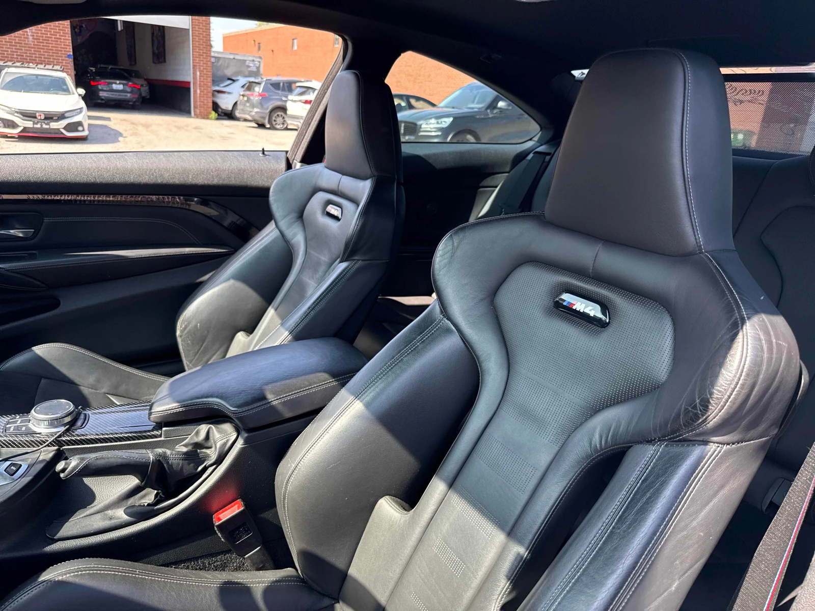 BMW M4 * Coupe * CARFAX * БЕЗ ПЪРВОНАЧАЛНА ВНОСКА, снимка 14 - Автомобили и джипове - 56065054