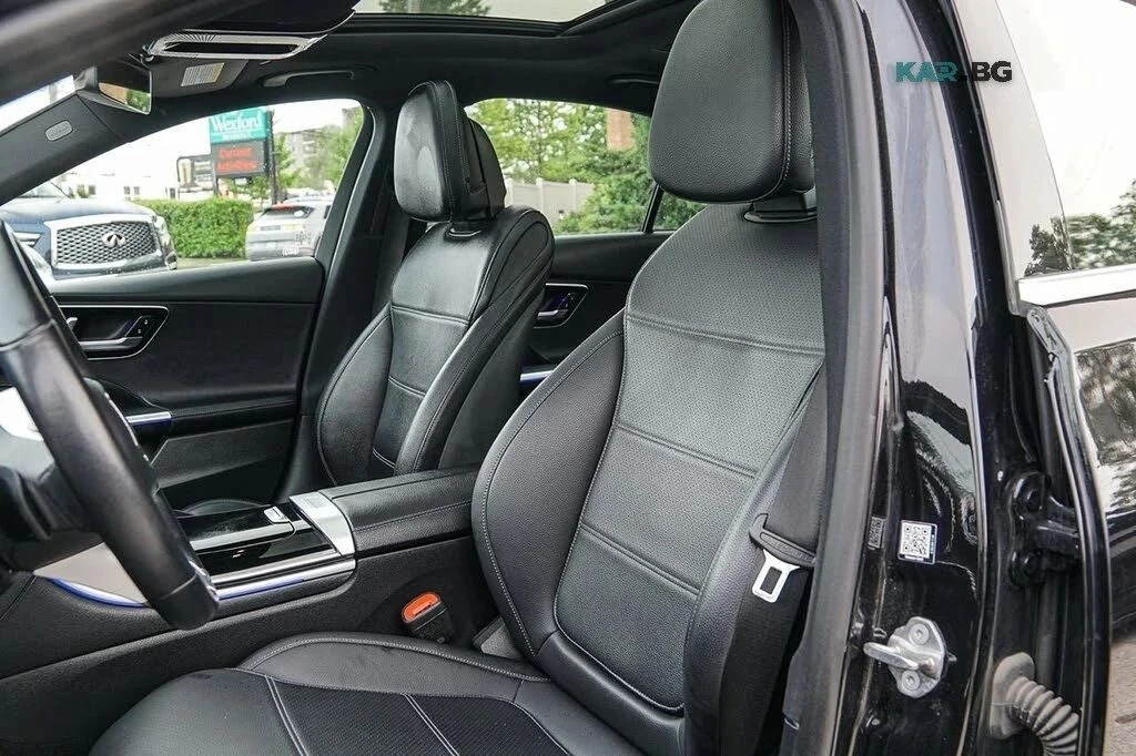 Mercedes-Benz C 300, снимка 10 - Автомобили и джипове - 56683311