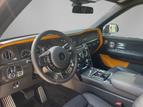 Rolls-Royce Cullinan Black Badge Shooting Star Bespoke, снимка 9