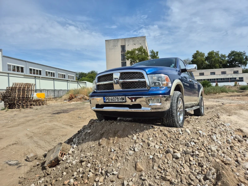 Dodge RAM 1500 Laramie 5.7 HEMI, снимка 8 - Автомобили и джипове - 48182541