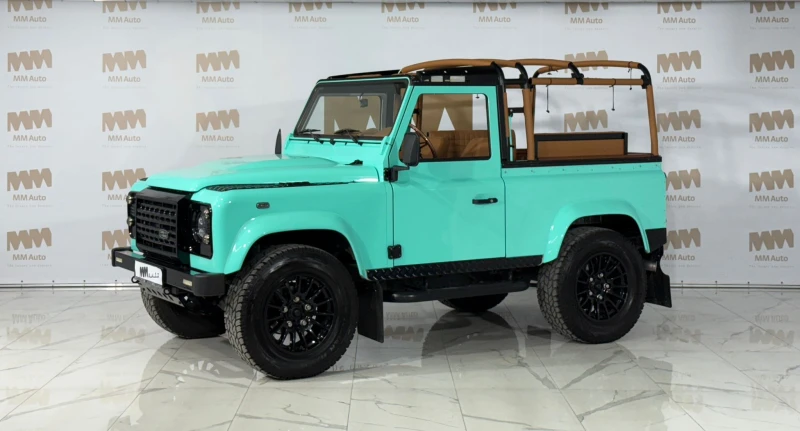 Land Rover Defender SE Pack* Тунинг* Тапицерия* 1 от 1, снимка 5 - Автомобили и джипове - 48613314