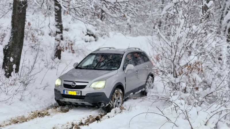 Opel Antara 2.0 cdti, снимка 16 - Автомобили и джипове - 48664262