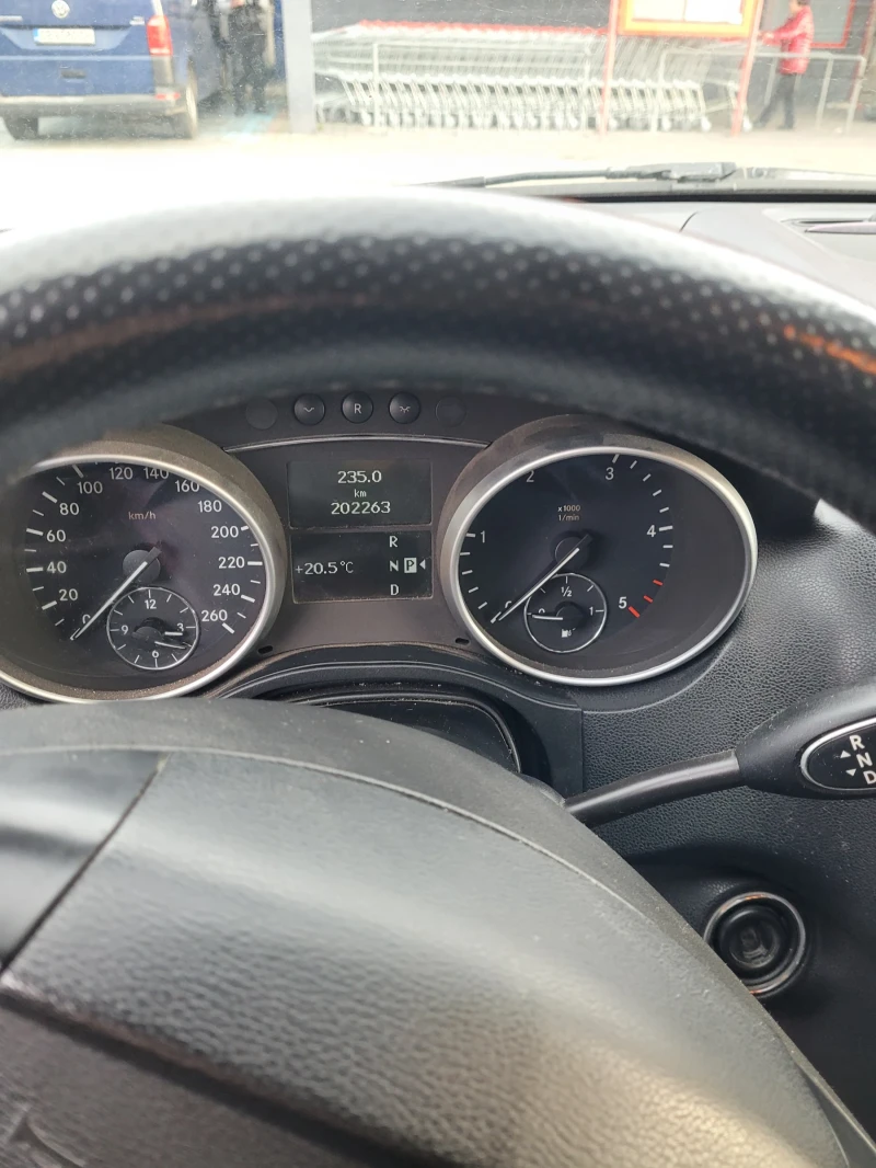 Mercedes-Benz ML 320 CDI 4 matic, снимка 7 - Автомобили и джипове - 52462281