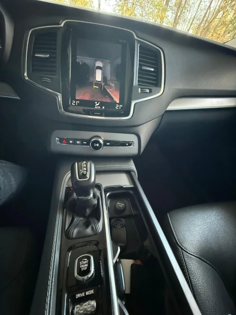 Volvo Xc90 T5, снимка 14 - Автомобили и джипове - 52645623