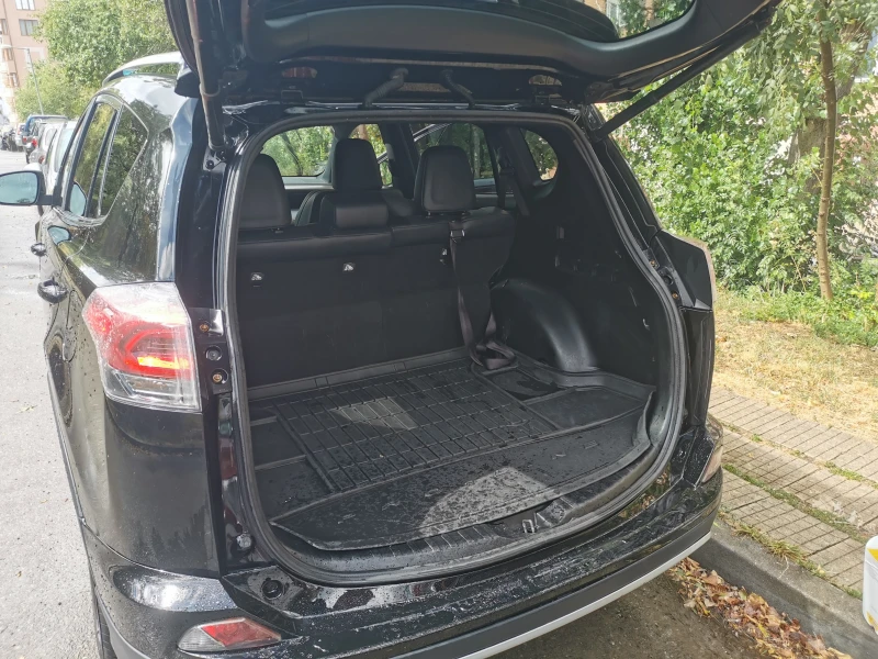 Toyota Rav4, снимка 7 - Автомобили и джипове - 52683784