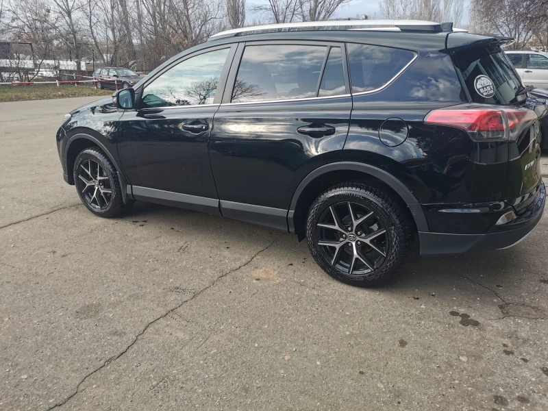 Toyota Rav4, снимка 12 - Автомобили и джипове - 52683784