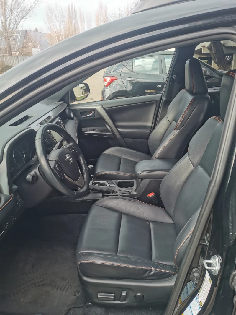 Toyota Rav4, снимка 10 - Автомобили и джипове - 52683784