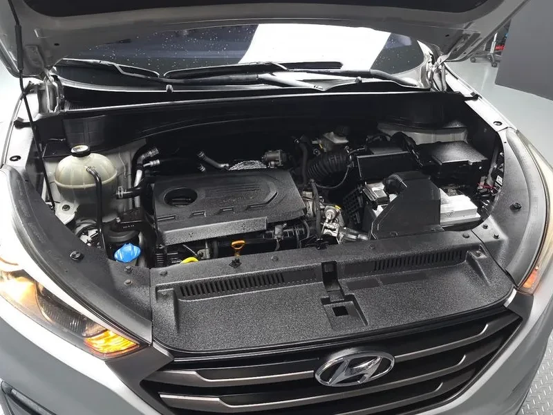 Hyundai Tucson 1.7 2WD STYLE, снимка 6 - Автомобили и джипове - 55801459