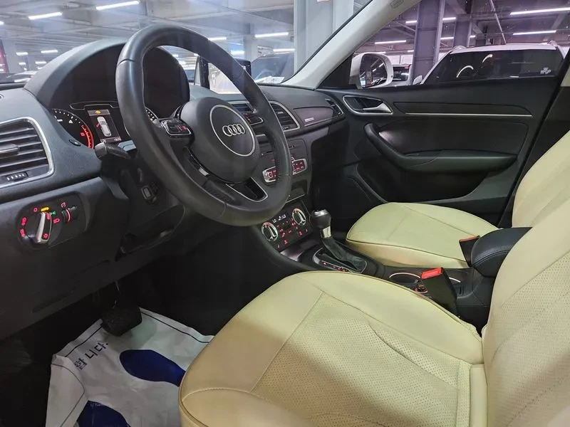 Audi Q3 2.0 TDI Quattro - САМО 30% АВАНС, снимка 9 - Автомобили и джипове - 56066424