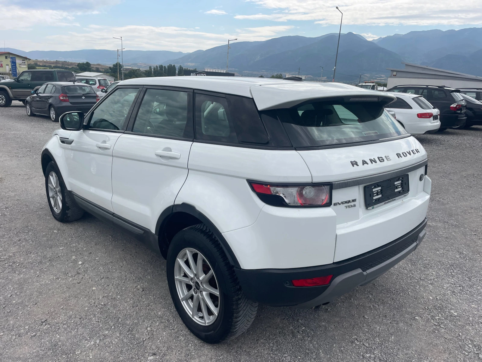 Land Rover Range Rover Evoque 2.2D 4X4 KEYLESS EURO5 - изображение 4