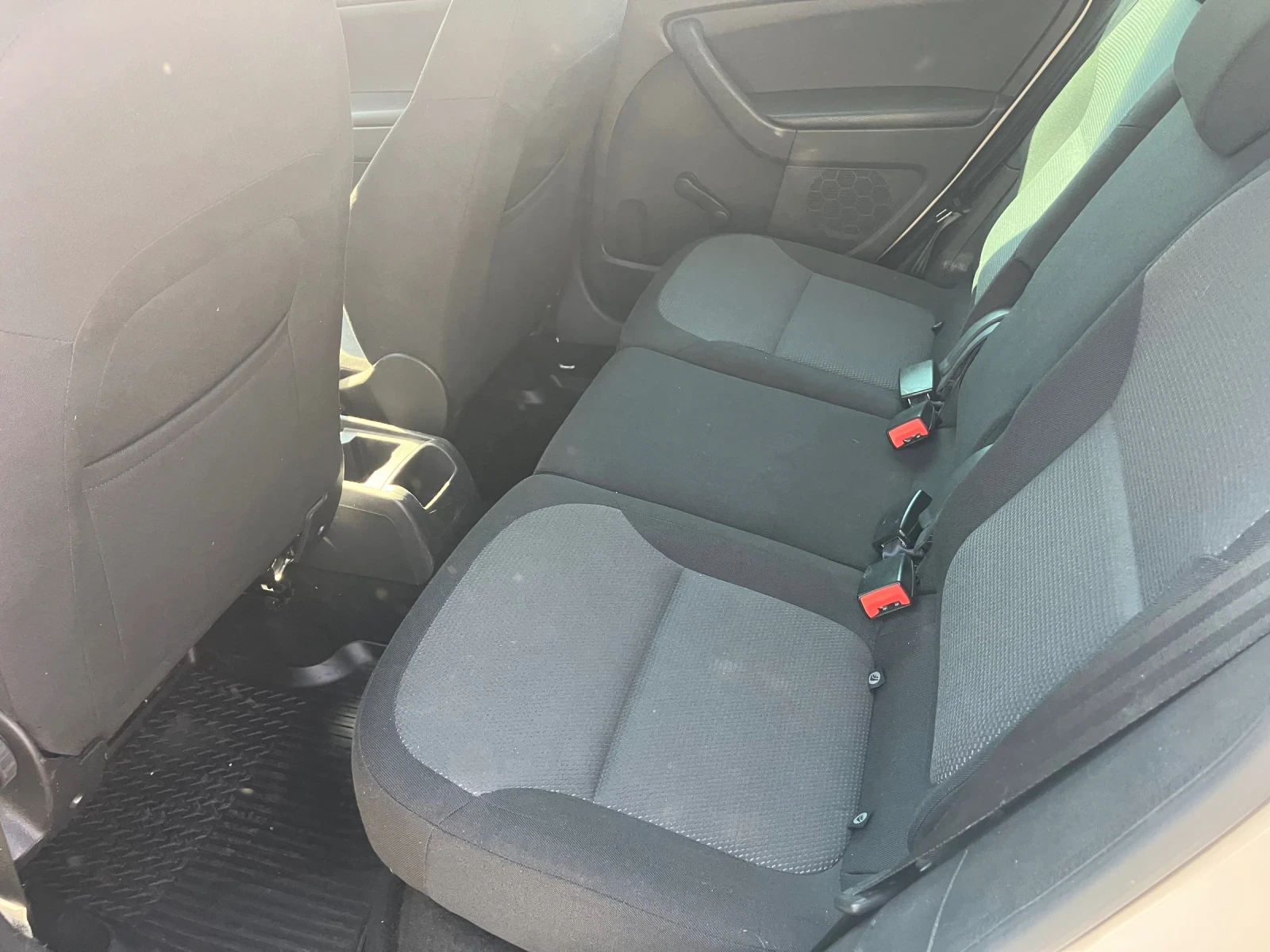 Skoda Yeti 1.2 T, снимка 8 - Автомобили и джипове - 47004256