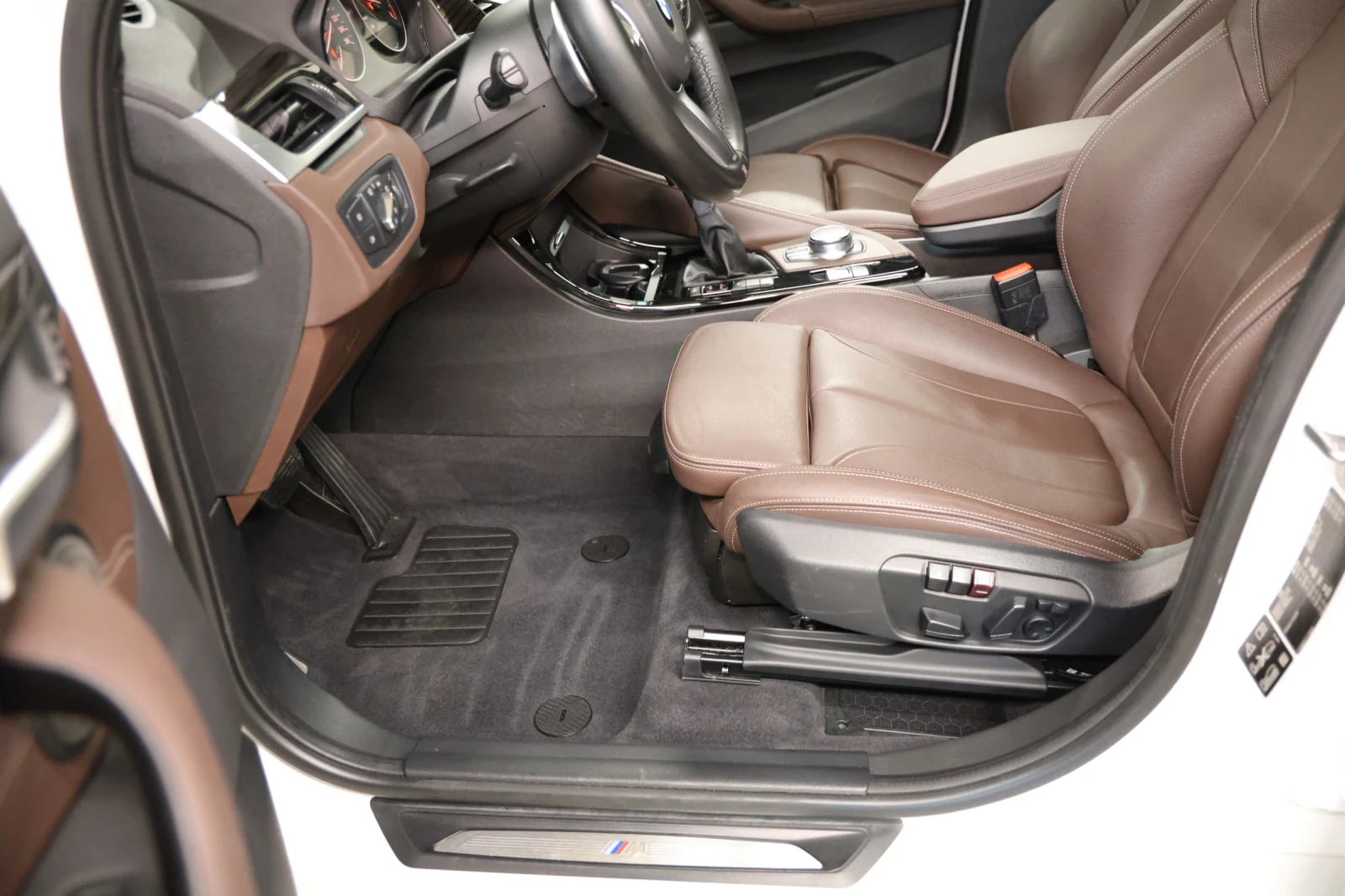 BMW X1 20d xDrive M-Sportpaket - изображение 5