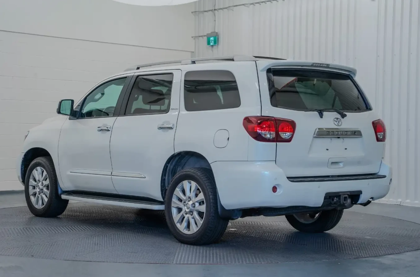 Toyota Sequoia 2018 Toyota Sequoia 4WD Platinum - изображение 4