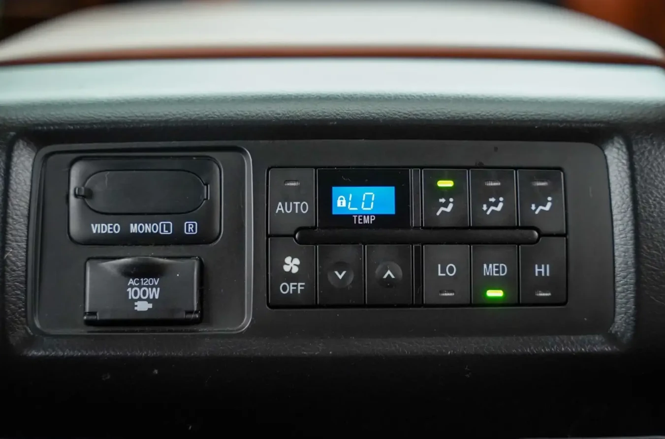 Toyota Sequoia 2018 Toyota Sequoia 4WD Platinum | Mobile.bg   13