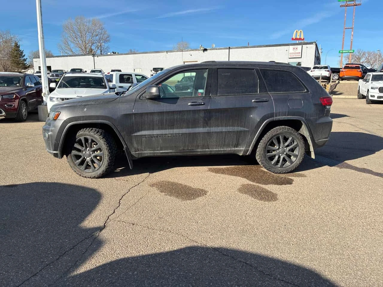 Jeep Grand cherokee Altitude / ПАНОРАМА / ПОДГРЕВ / ОТ ПРЕДСТАВИТЕЛСТВ - изображение 3