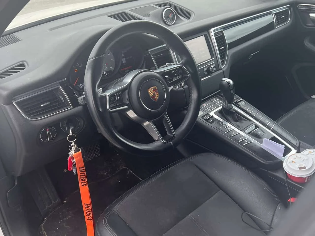 Porsche Macan * S * БЕЗ ЗАБЕЛЕЖКИ* ПОДГРЕВИ* KEYLESS* , снимка 4 - Автомобили и джипове - 53760454