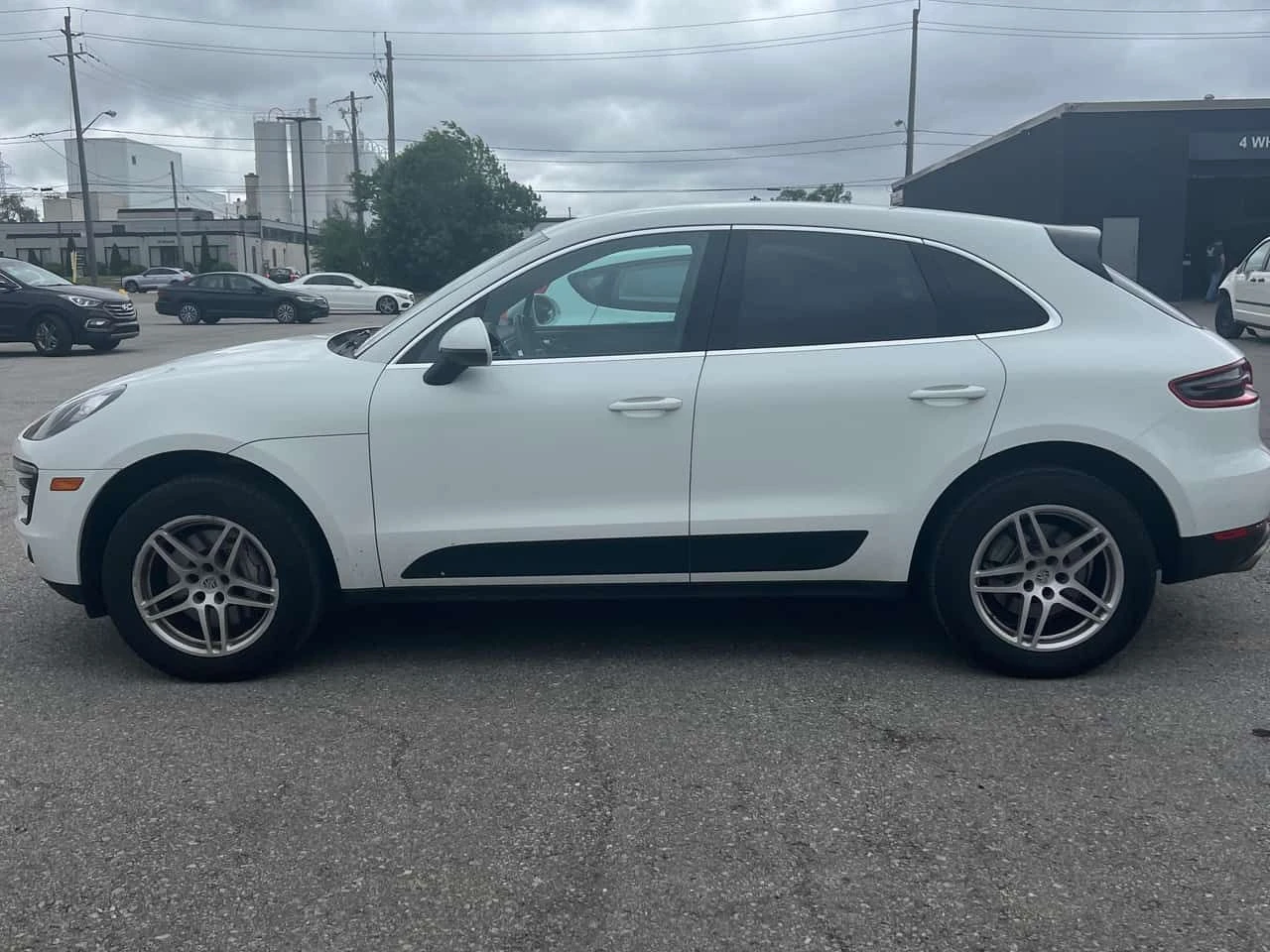 Porsche Macan * S * БЕЗ ЗАБЕЛЕЖКИ* ПОДГРЕВИ* KEYLESS* , снимка 9 - Автомобили и джипове - 53760454