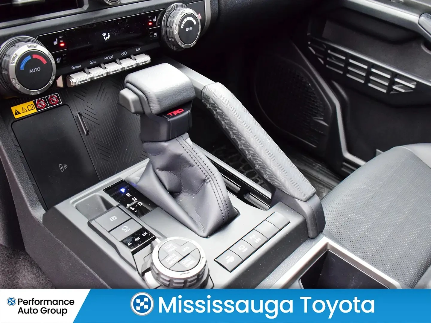 Toyota 4runner TRD Off Road Premium | 4WD | НОВА | , снимка 12 - Автомобили и джипове - 54047343