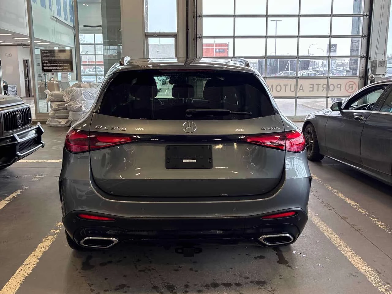 Mercedes-Benz GLC 300  CARFAX, снимка 4 - Автомобили и джипове - 54165147