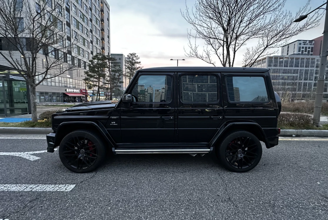 Mercedes-Benz G 63 AMG BRABUS | DVD, снимка 7 - Автомобили и джипове - 54430750