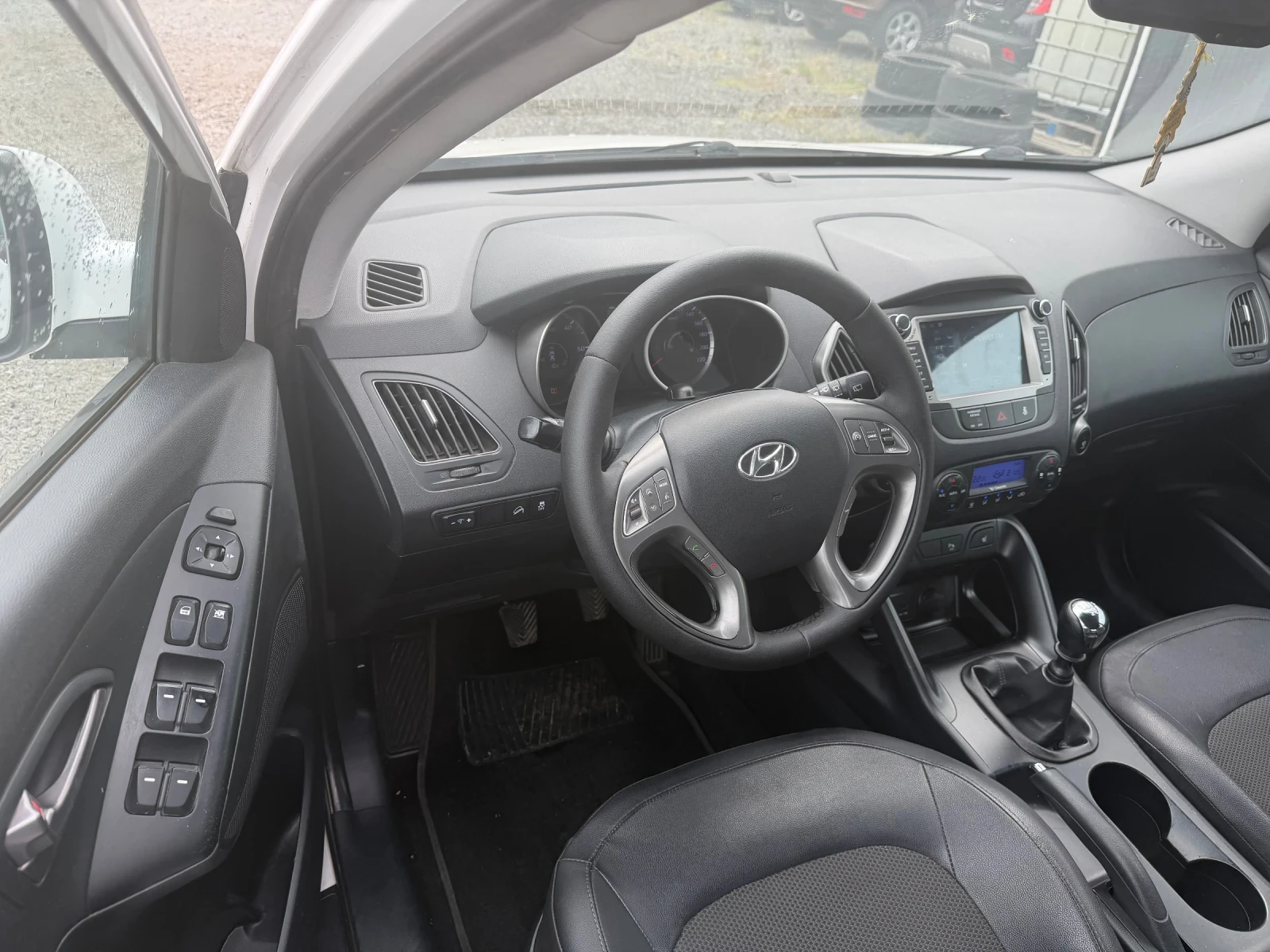 Hyundai IX35 1, 7 diz face, снимка 14 - Автомобили и джипове - 54477849