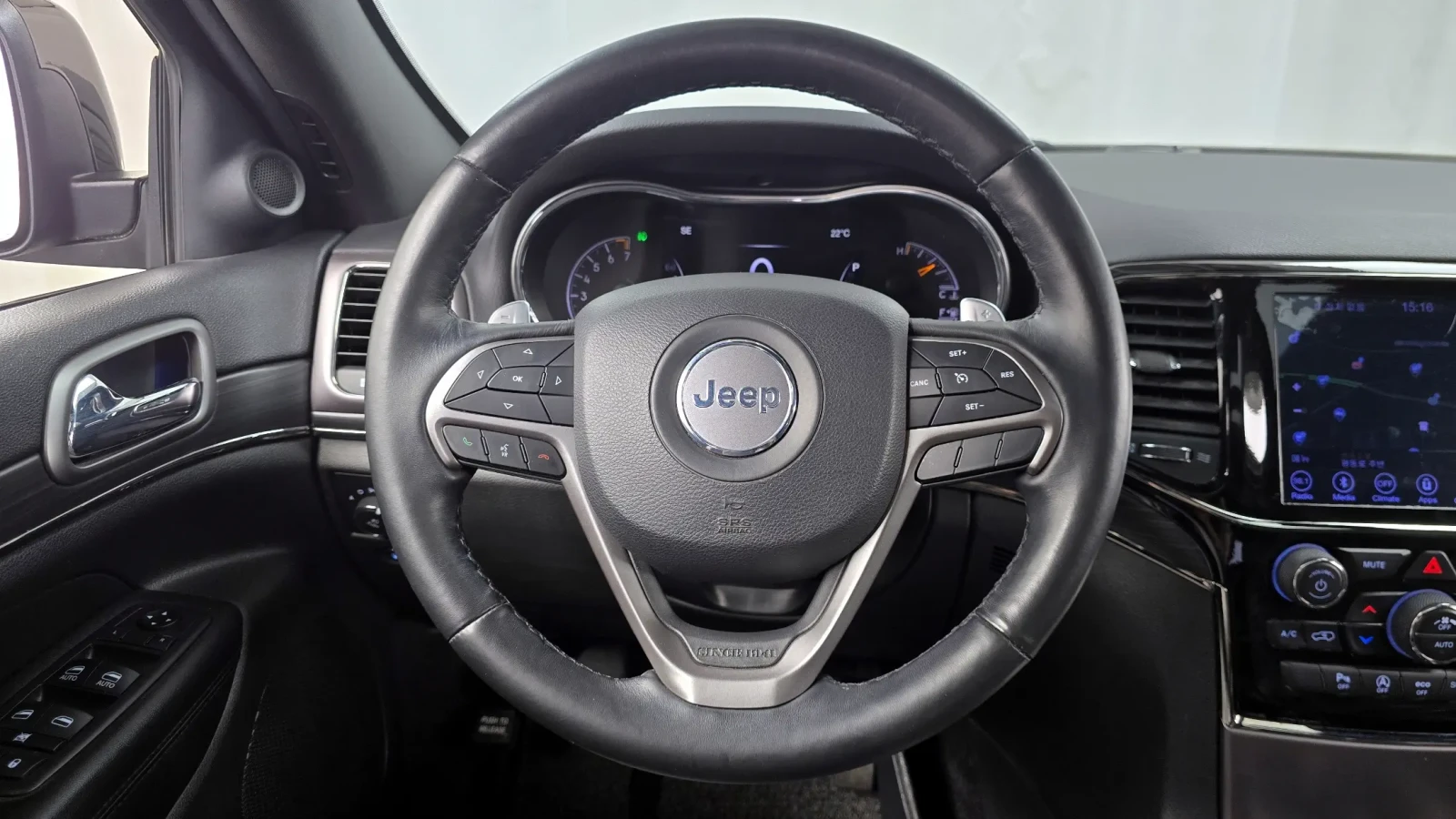Jeep Grand cherokee limited X 3.6, снимка 6 - Автомобили и джипове - 54494150