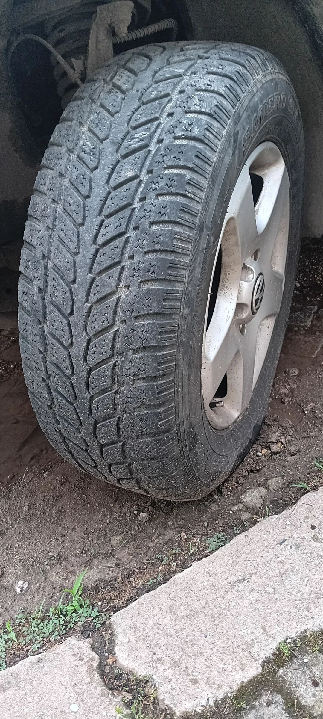 VW Touareg, снимка 5 - Автомобили и джипове - 54810335