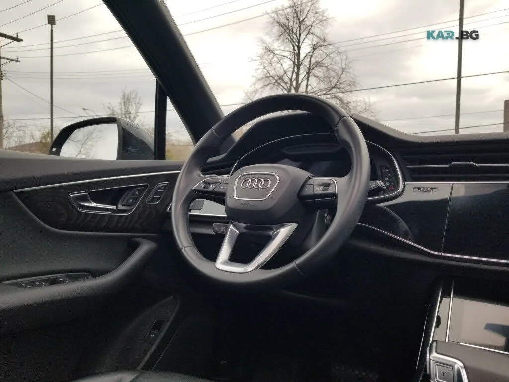 Audi Q7 * Komfort* * HeadUp* AвтоКредит* (ЦЕНА ДО БГ), снимка 9 - Автомобили и джипове - 55298752