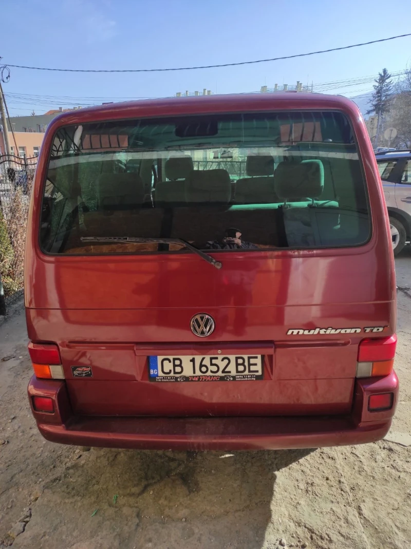 VW Multivan 2.5tdi, снимка 4 - Бусове и автобуси - 49213547