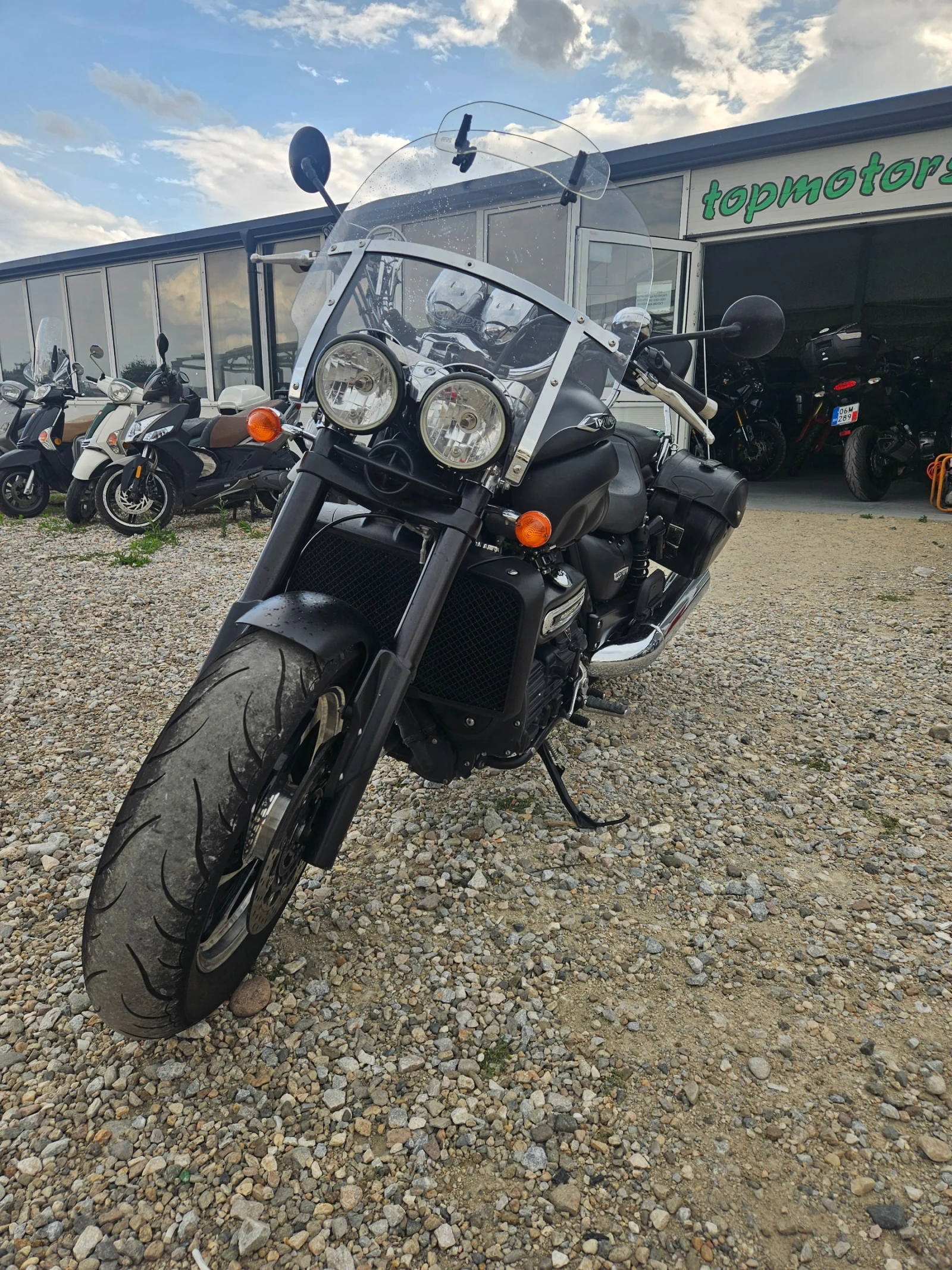Triumph Rocket Abs Roadster, снимка 11 - Мотоциклети и мототехника - 54487941