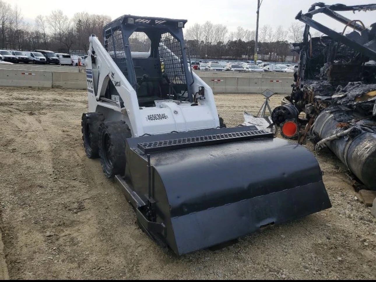 Мини челни товарачи Bobcat 773, снимка 2 - Индустриална техника - 54742860